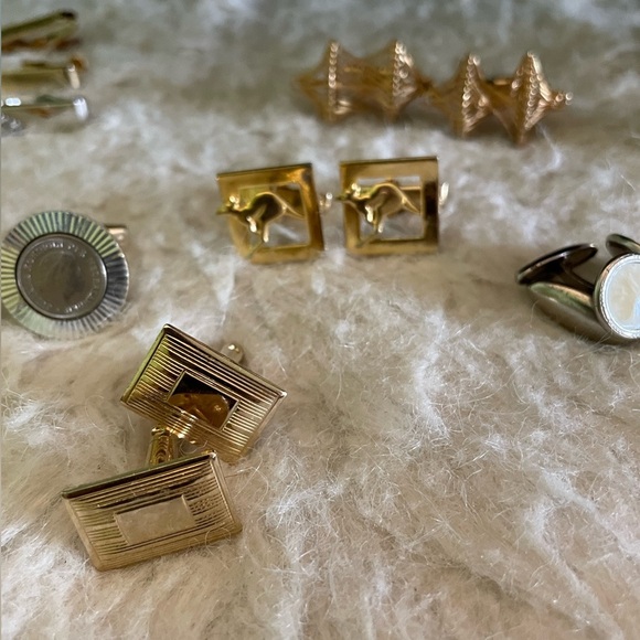 Elegant Gold and Silver Cufflinks and Tie Clip Collection - Picture 6 of 16